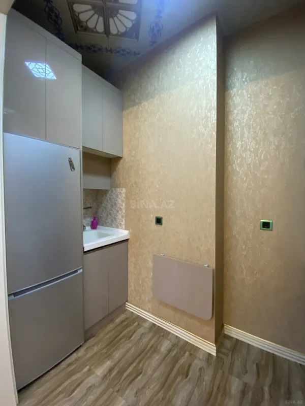 Kirayə verilir 2 otaqlı mənzil 75 m²