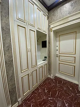 Kirayə verilir 2 otaqlı mənzil 75 m²