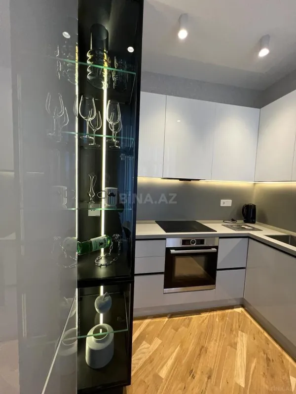 Kirayə verilir 2 otaqlı mənzil 80 m²