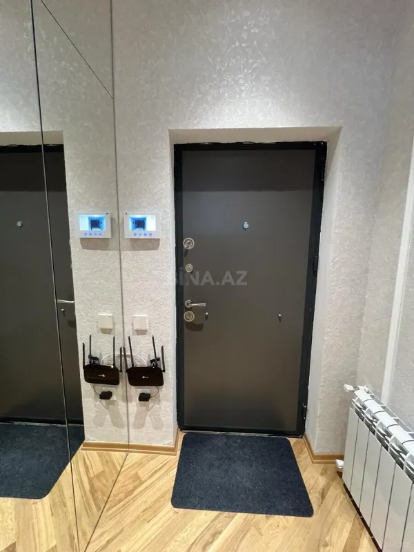 Kirayə verilir 2 otaqlı mənzil 80 m²