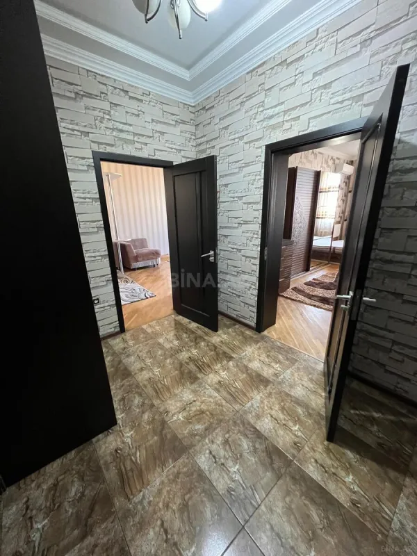 Kirayə verilir 3 otaqlı mənzil 100 m²