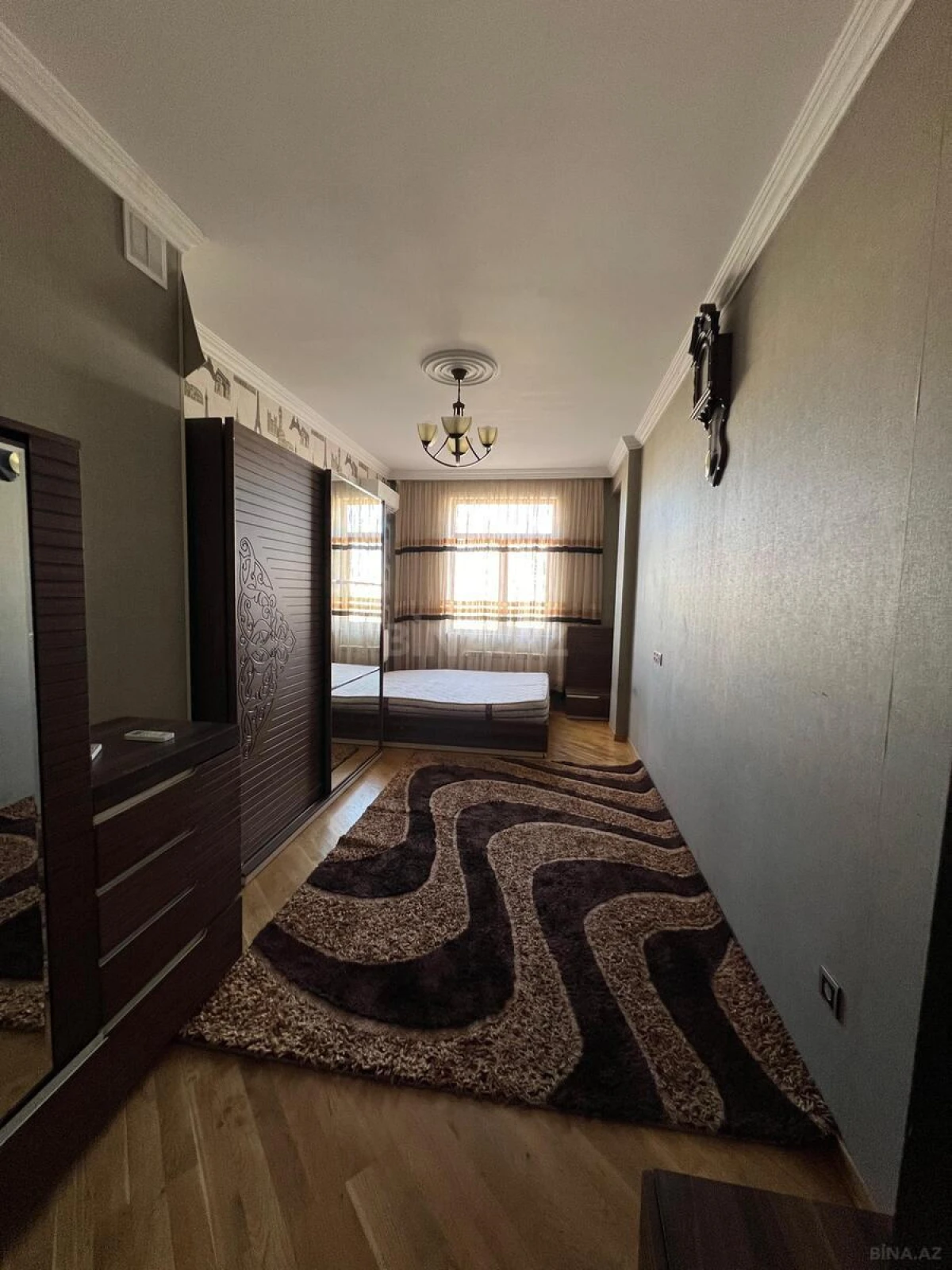 Kirayə verilir 3 otaqlı mənzil 100 m²