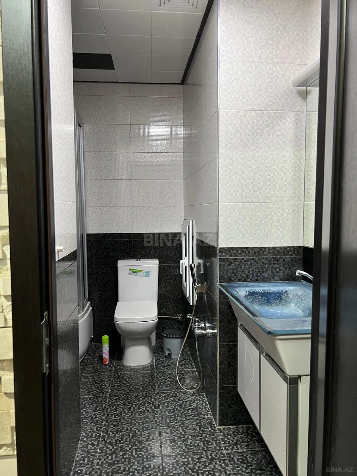 Kirayə verilir 3 otaqlı mənzil 100 m²