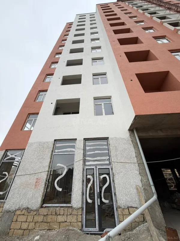 Satılır obyekt 113 m²