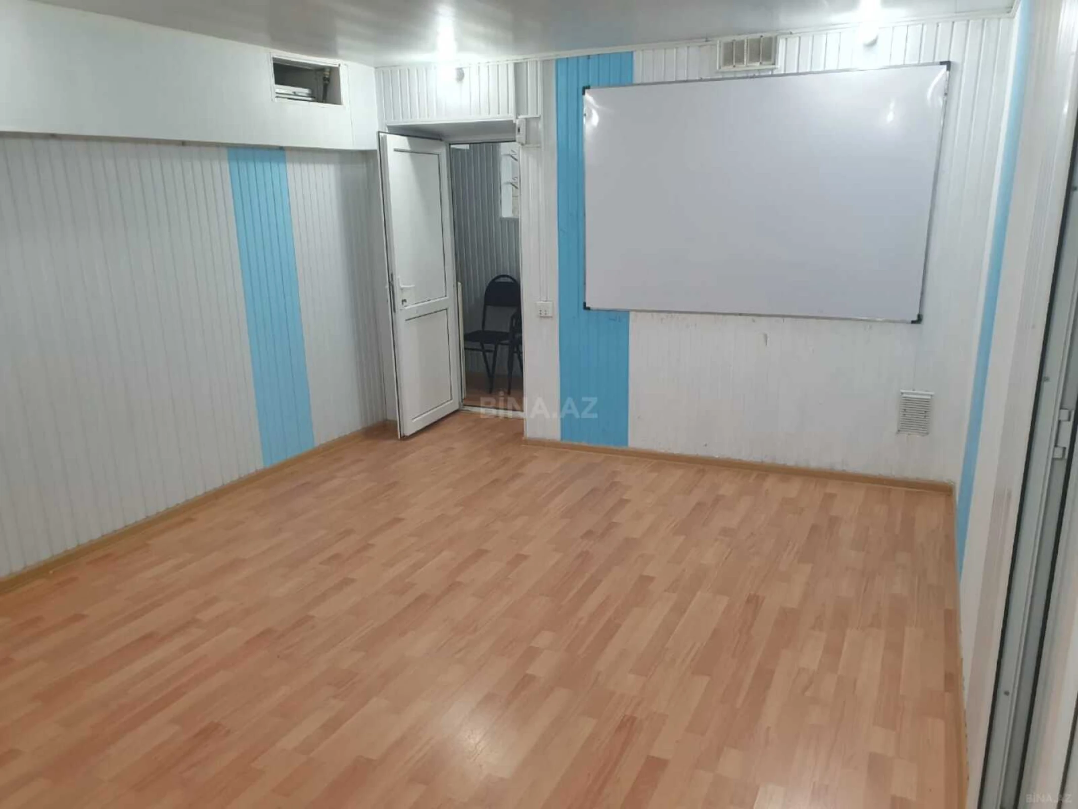 Kirayə verilir 2 otaqlı ofis 100 m²