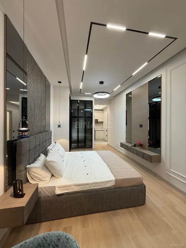 Satılır 3 otaqlı mənzil 140 m²