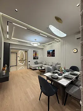 Satılır 3 otaqlı mənzil 140 m²