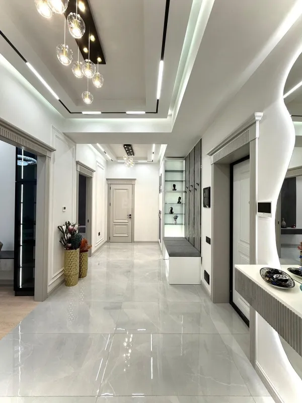 Satılır 3 otaqlı mənzil 140 m²