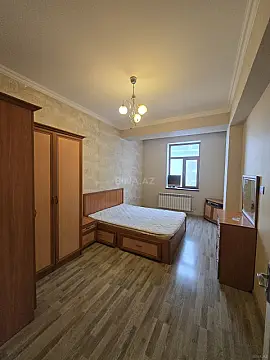 Kirayə verilir 2 otaqlı mənzil 75 m²
