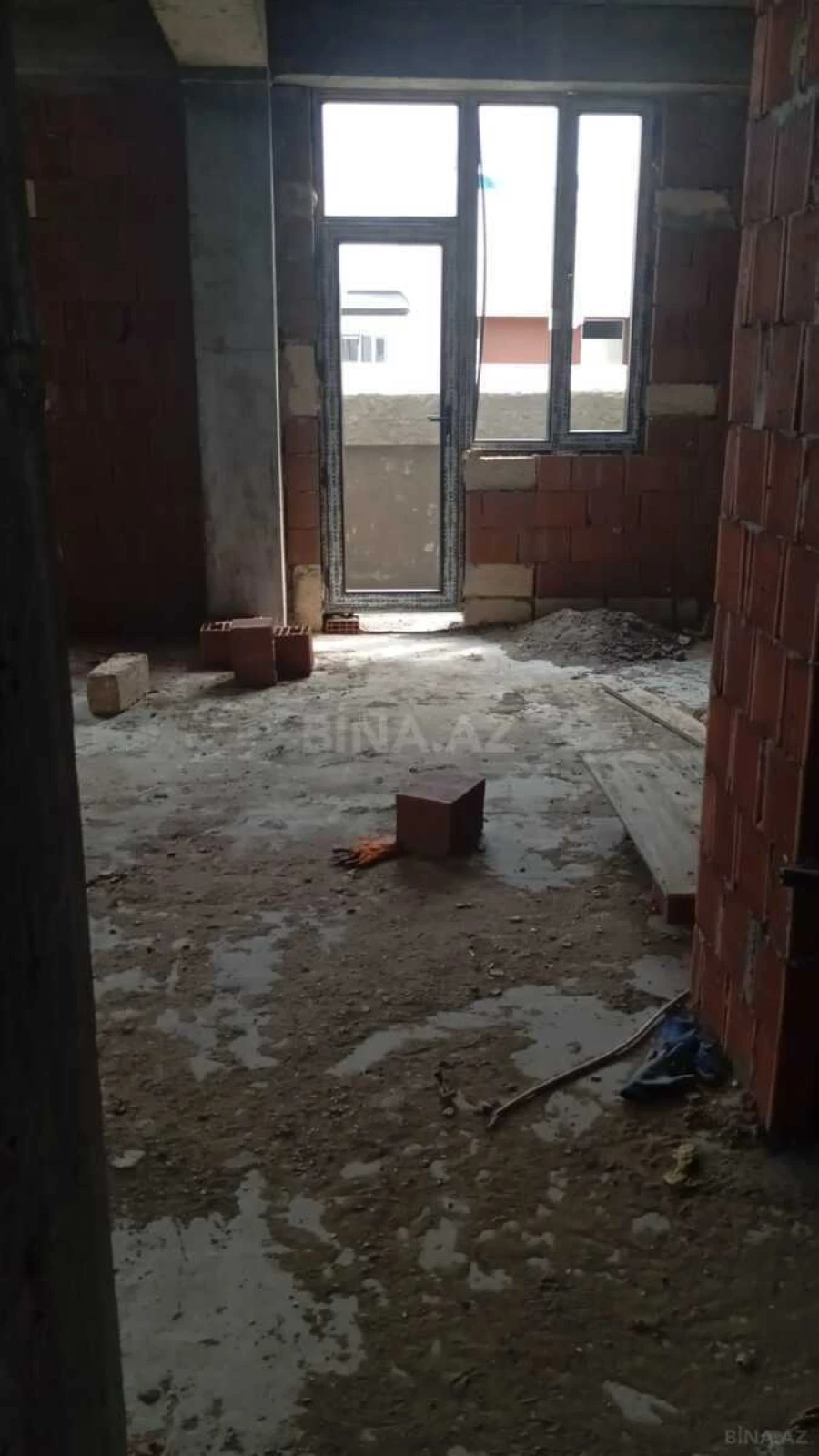 Satılır 2 otaqlı mənzil 62.9 m²