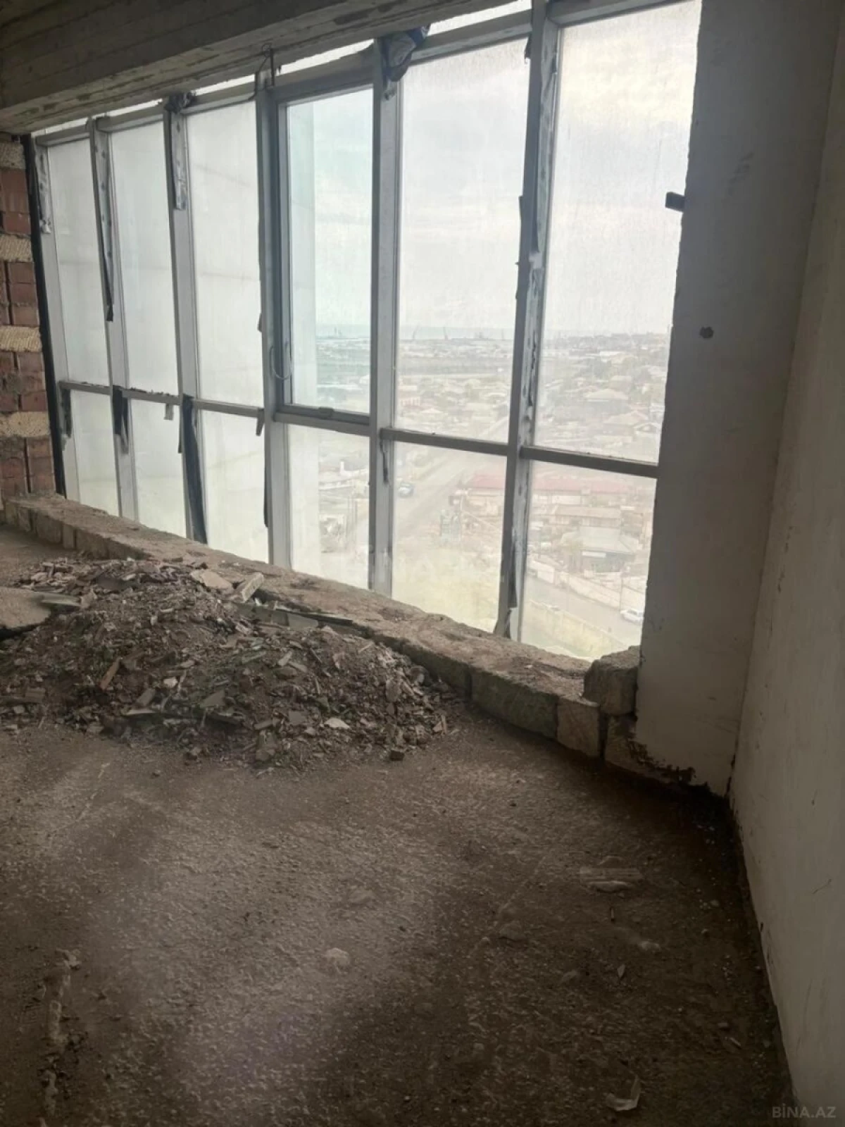 Satılır obyekt 66 m²