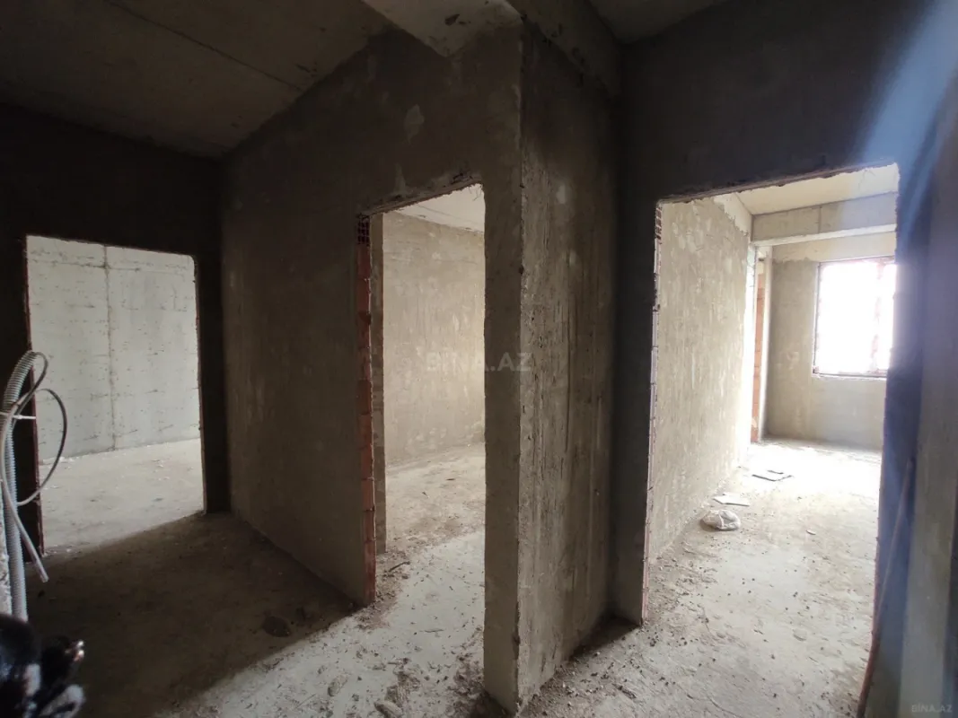 Satılır 2 otaqlı mənzil 91 m²