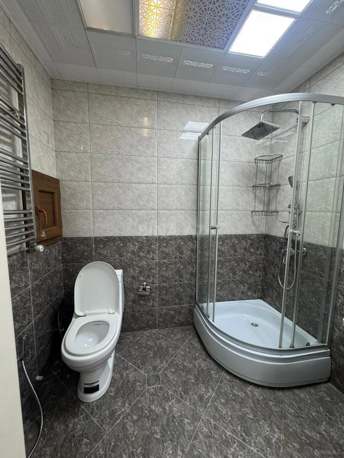 Kirayə verilir 2 otaqlı mənzil 60 m²