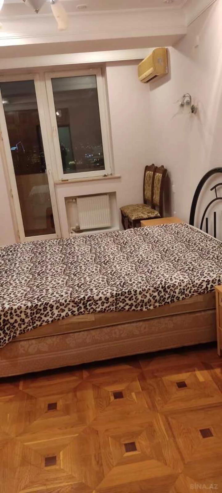 Kirayə verilir 2 otaqlı mənzil 80 m²