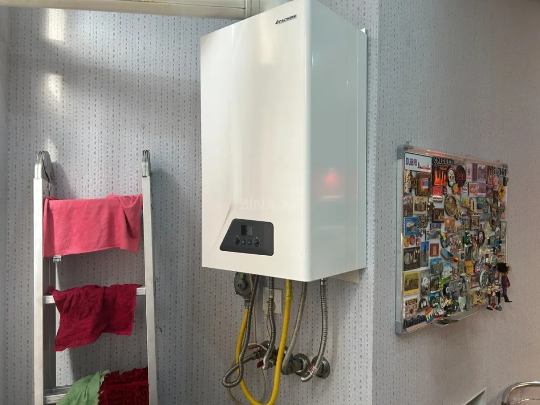 Satılır 1 otaqlı mənzil 42 m²