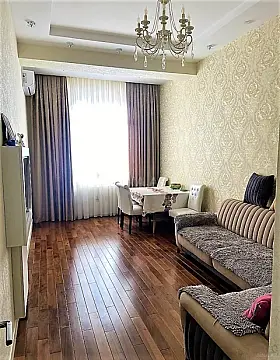 Kirayə verilir 2 otaqlı mənzil 80 m²