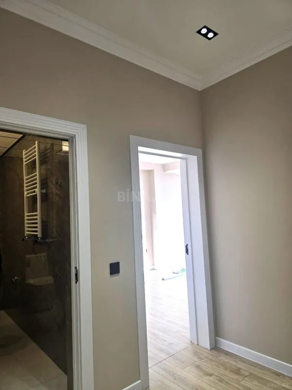 Kirayə verilir 2 otaqlı mənzil 90 m²