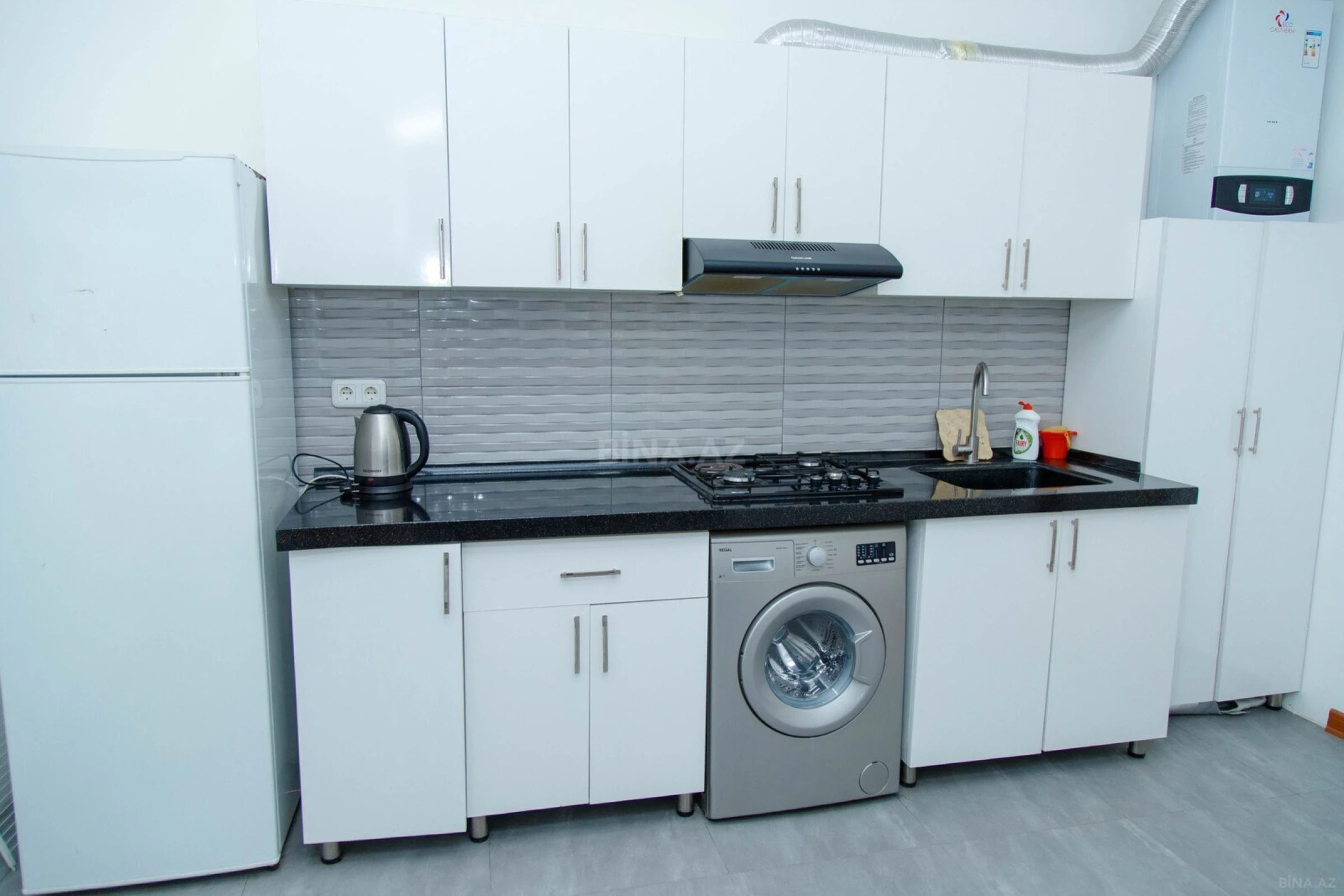 Kirayə verilir 2 otaqlı mənzil 60 m²