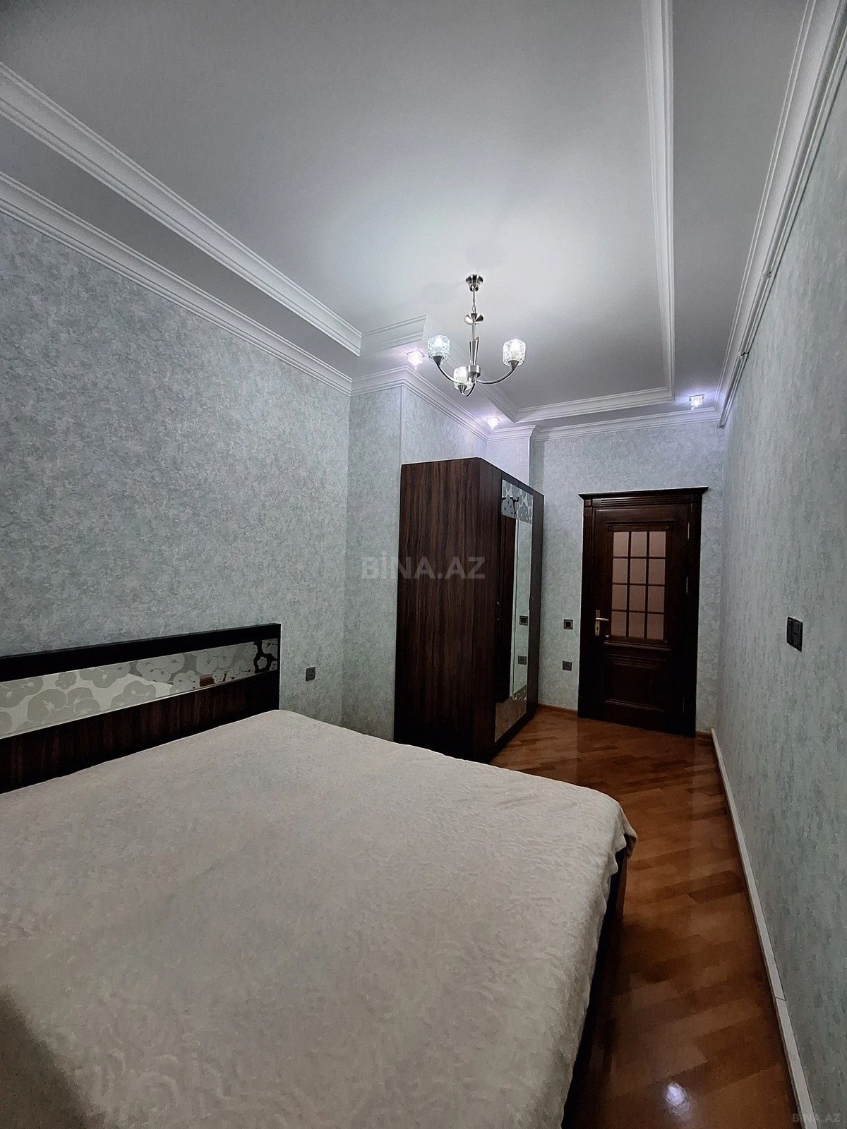 Satılır 2 otaqlı mənzil 65 m²