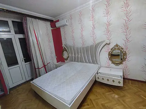 Satılır 3 otaqlı mənzil 65 m²