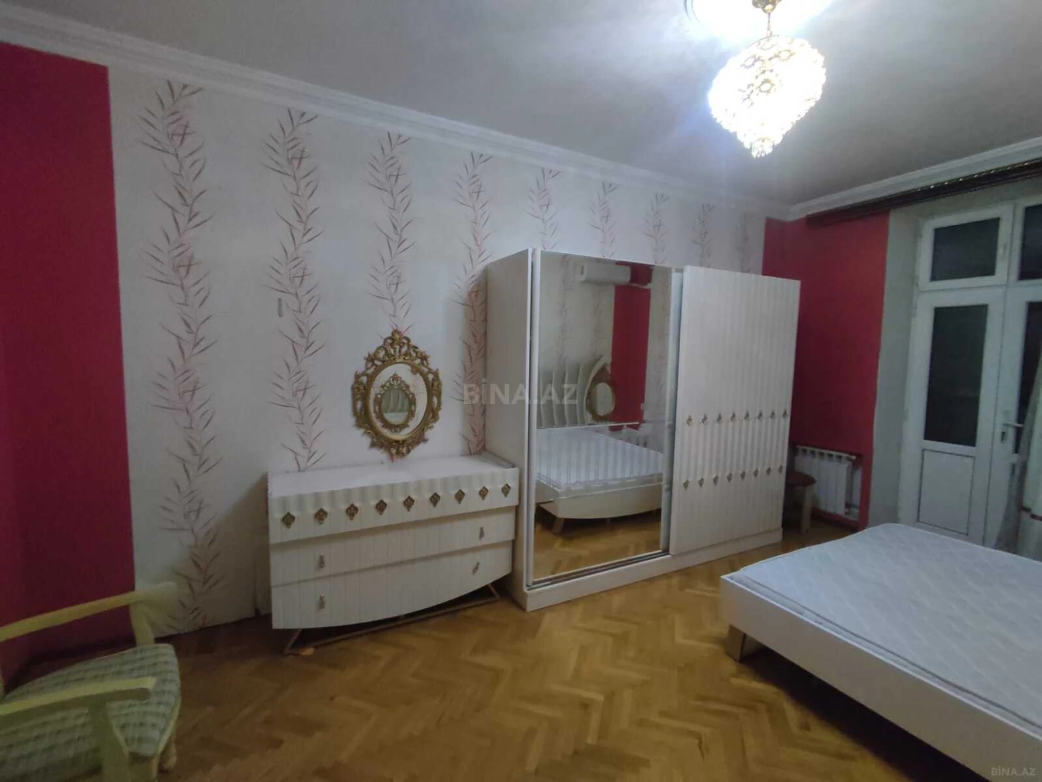 Satılır 3 otaqlı mənzil 65 m²