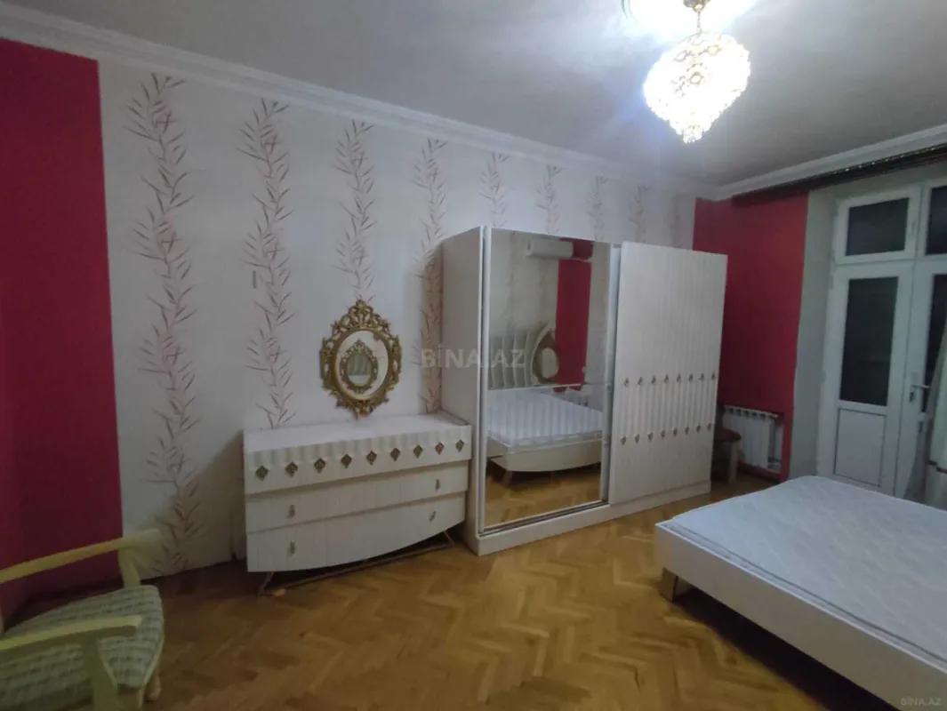 Satılır 3 otaqlı mənzil 65 m²