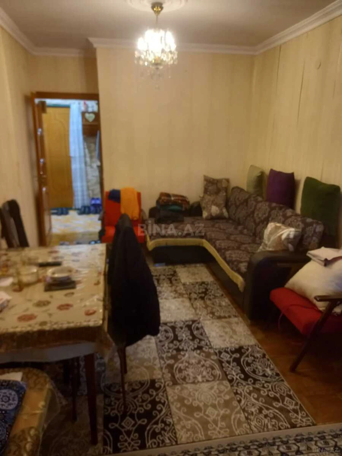 Satılır 2 otaqlı mənzil 72 m²