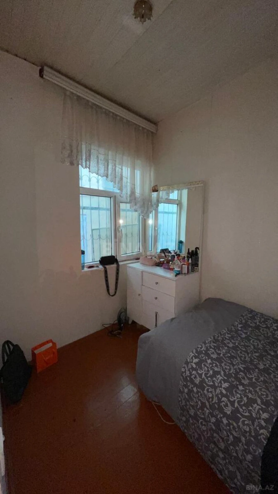 Satılır 4 otaqlı həyət evi 60 m²