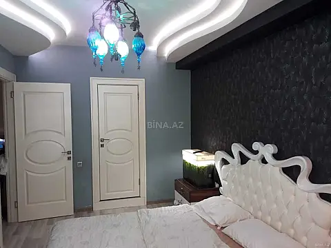 Satılır 3 otaqlı mənzil 107 m²