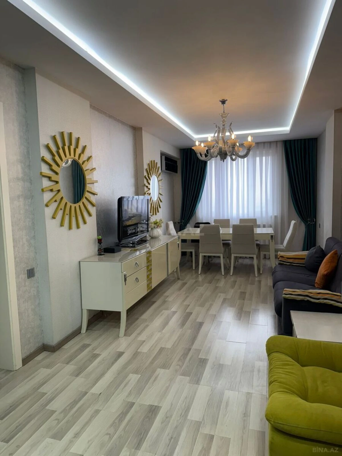 Satılır 3 otaqlı mənzil 107 m²