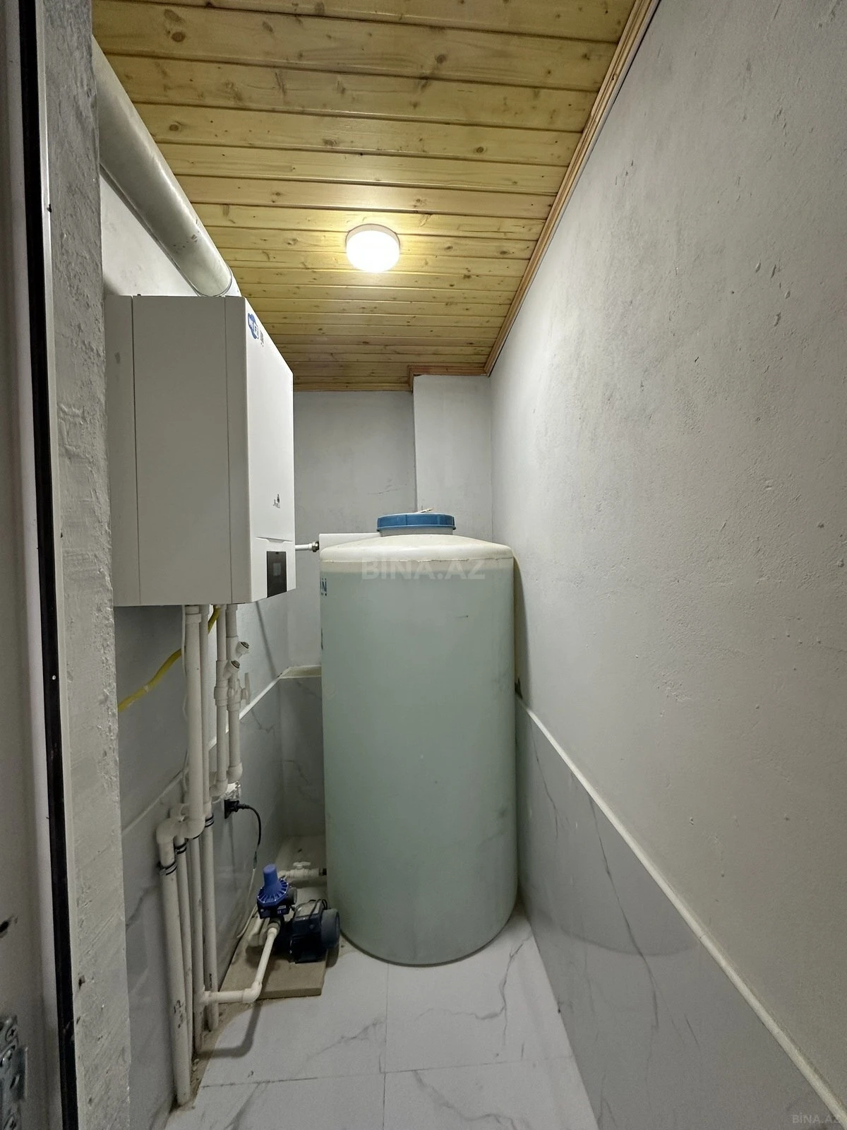 Satılır 5 otaqlı həyət evi 190 m²