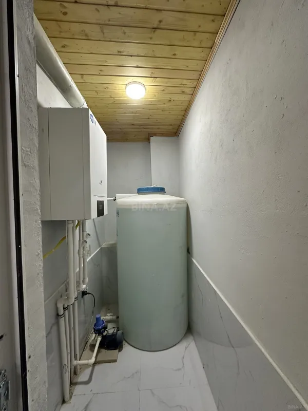 Satılır 5 otaqlı həyət evi 190 m²