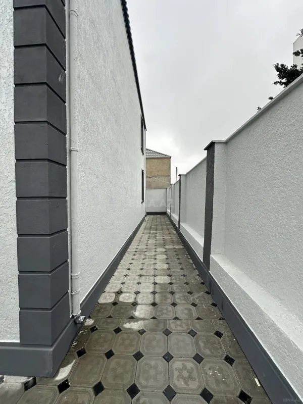 Satılır 5 otaqlı həyət evi 190 m²