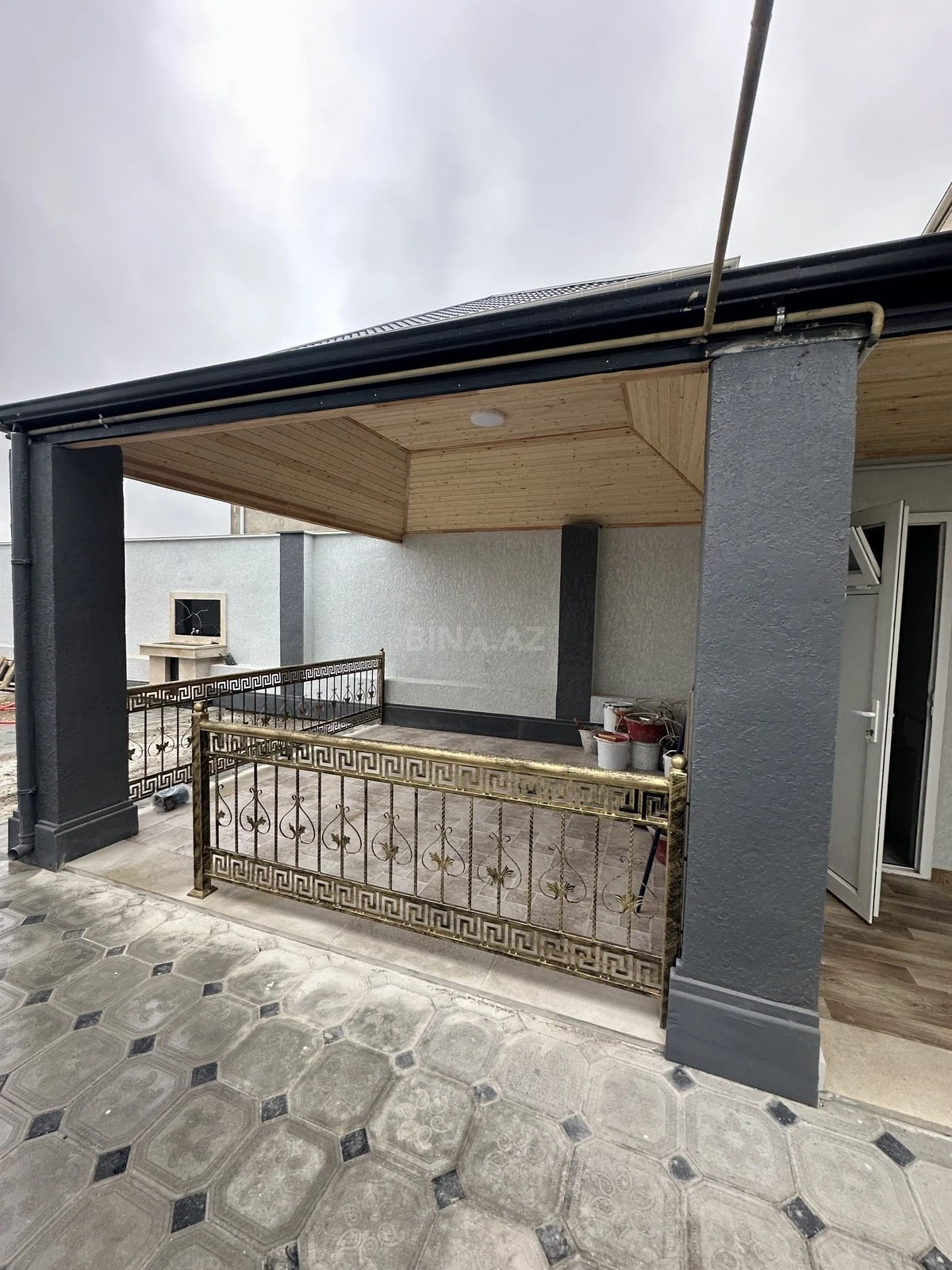 Satılır 5 otaqlı həyət evi 190 m²