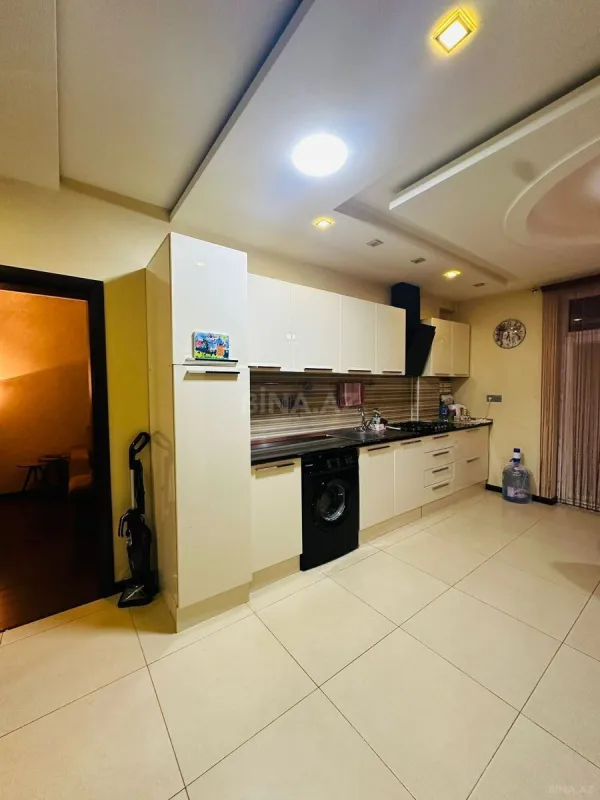 Satılır 1 otaqlı mənzil 50 m²