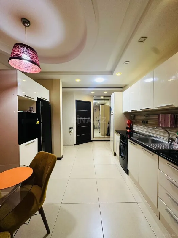 Satılır 1 otaqlı mənzil 50 m²