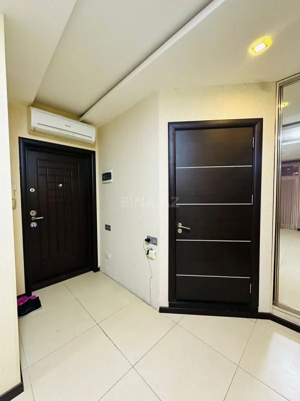 Satılır 1 otaqlı mənzil 50 m²