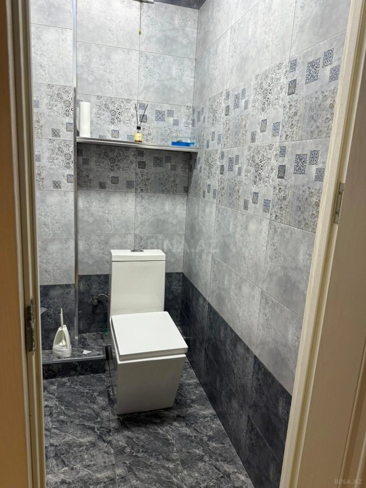 Kirayə verilir 2 otaqlı mənzil 80 m²