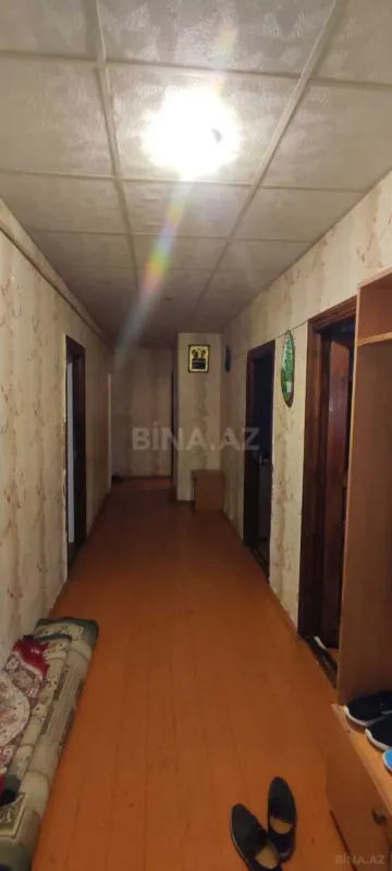 Satılır 5 otaqlı mənzil 108 m²