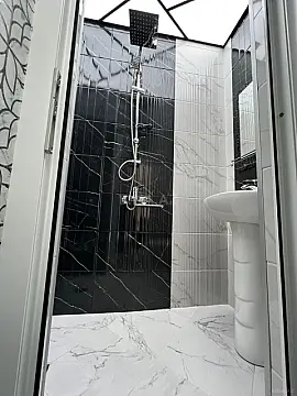 Satılır 2 otaqlı mənzil 45 m²