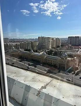 Satılır 2 otaqlı mənzil 68 m²