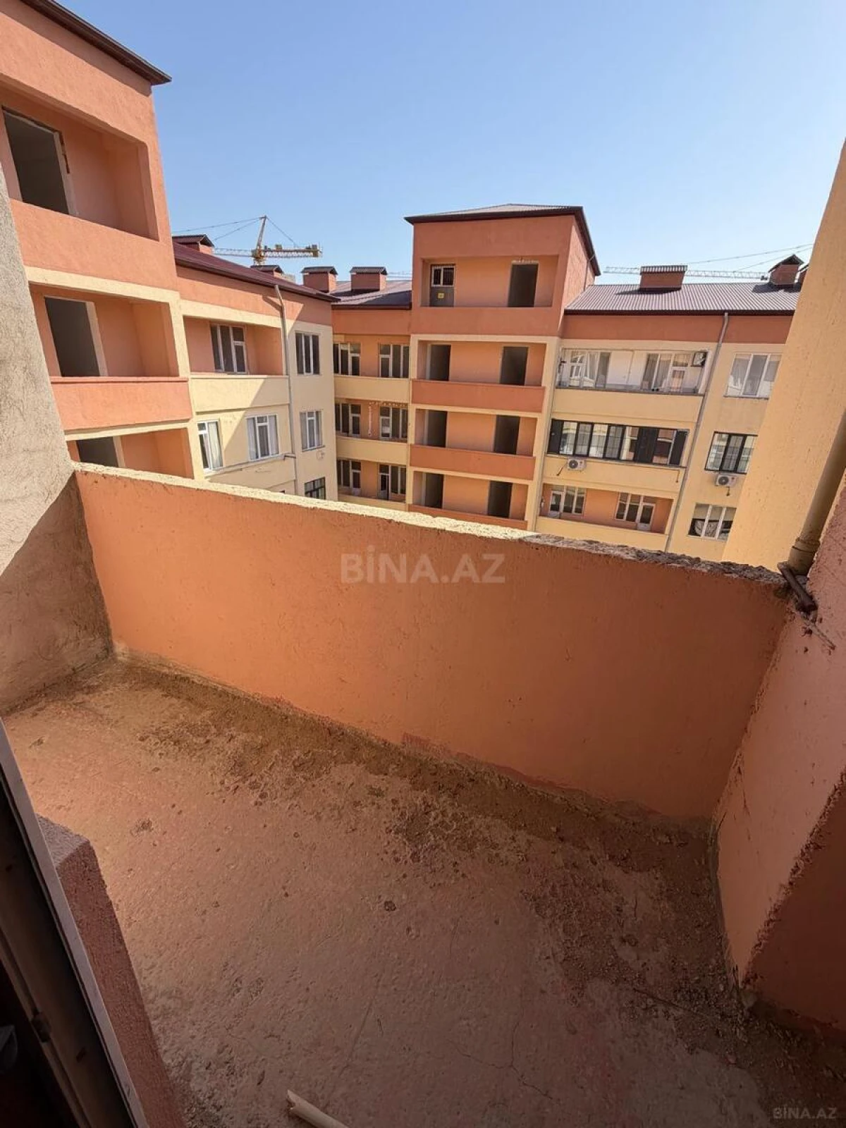Satılır 1 otaqlı mənzil 55 m²