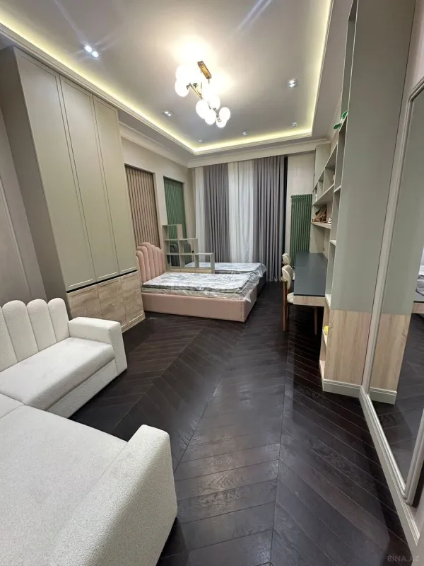 Kirayə verilir 3 otaqlı mənzil 160 m²