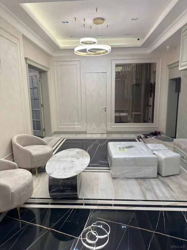 Kirayə verilir 3 otaqlı mənzil 160 m²