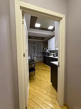 Kirayə verilir 2 otaqlı mənzil 80 m²