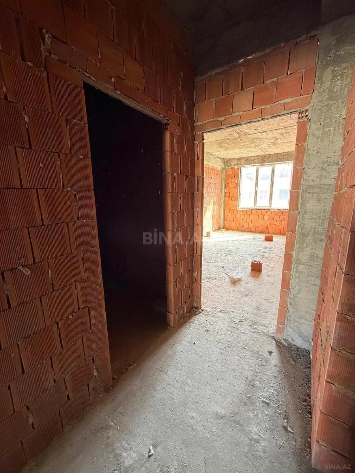 Satılır 2 otaqlı mənzil 65 m²
