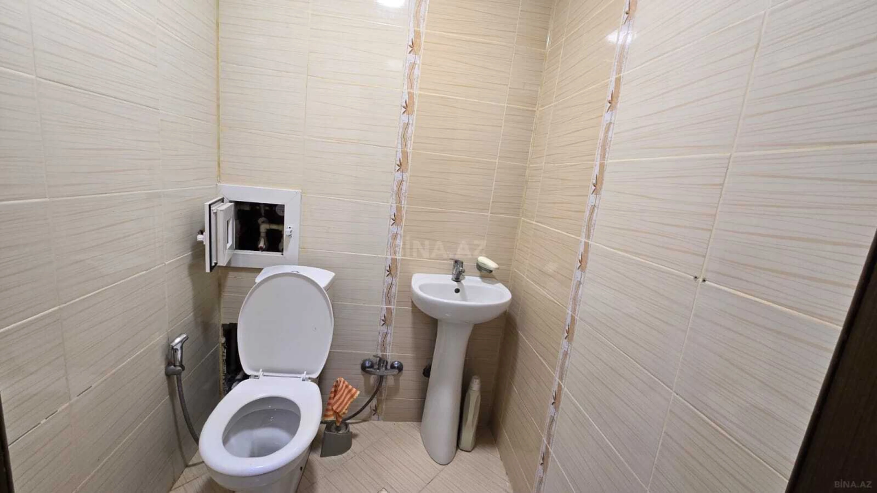 Satılır 3 otaqlı mənzil 110 m²