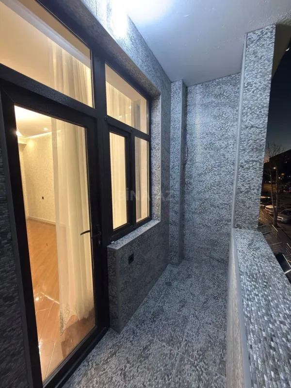 Satılır 3 otaqlı mənzil 148 m²