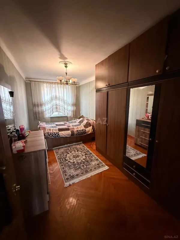 Satılır 3 otaqlı mənzil 70 m²