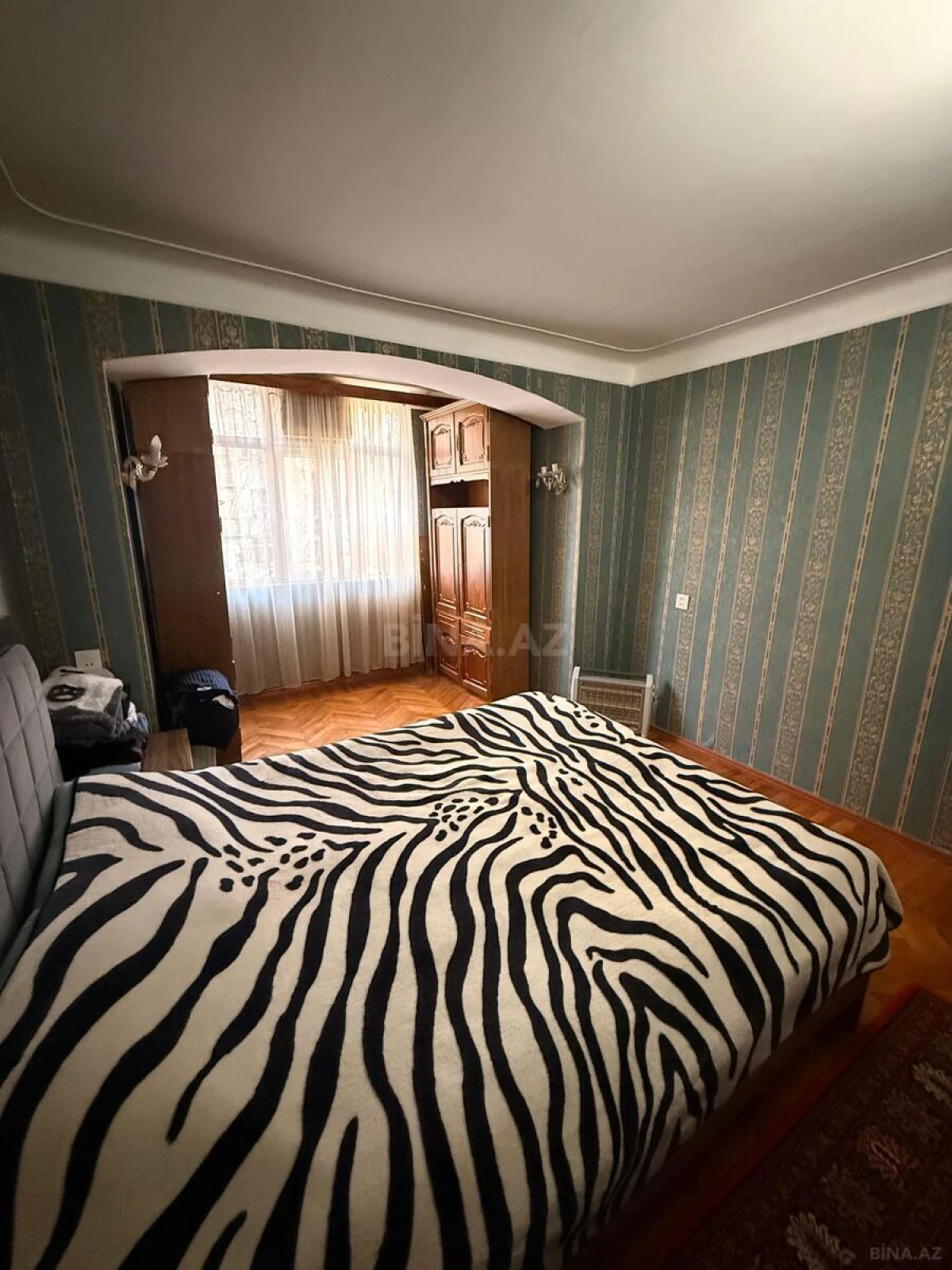 Satılır 3 otaqlı mənzil 70 m²